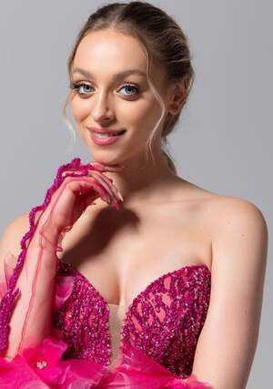 Camille Dhont nude 12