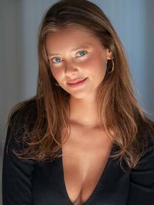 Camille Terlinden nude 7