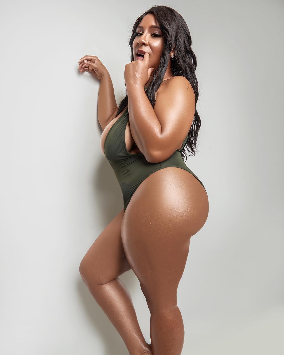 Caramel Kitten nude 4