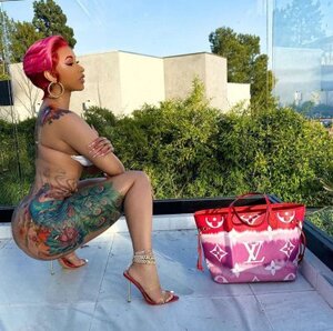 Cardi B nude 9