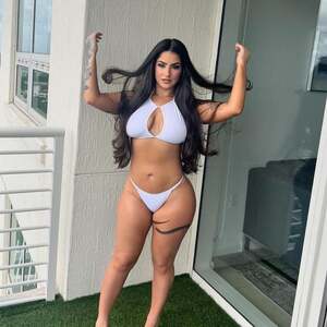 Carla Tee nude 6