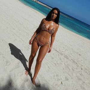 Carli Bybel nude 5
