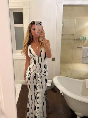 Carly Lawrence nude 12