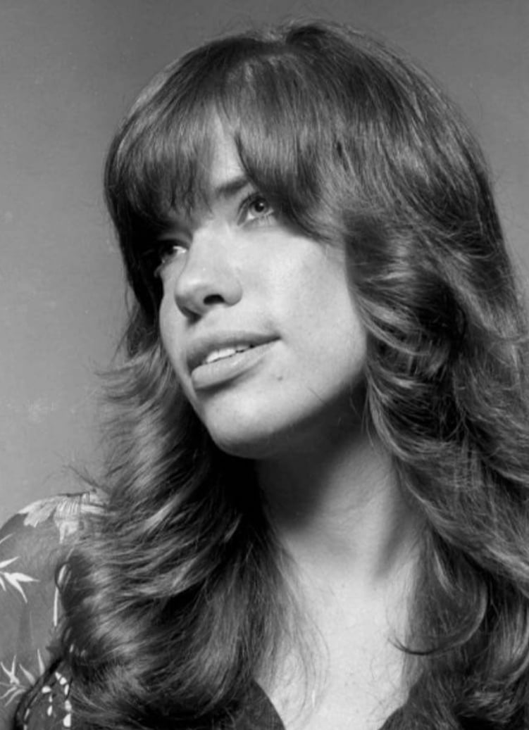 Carly Simon nude 6