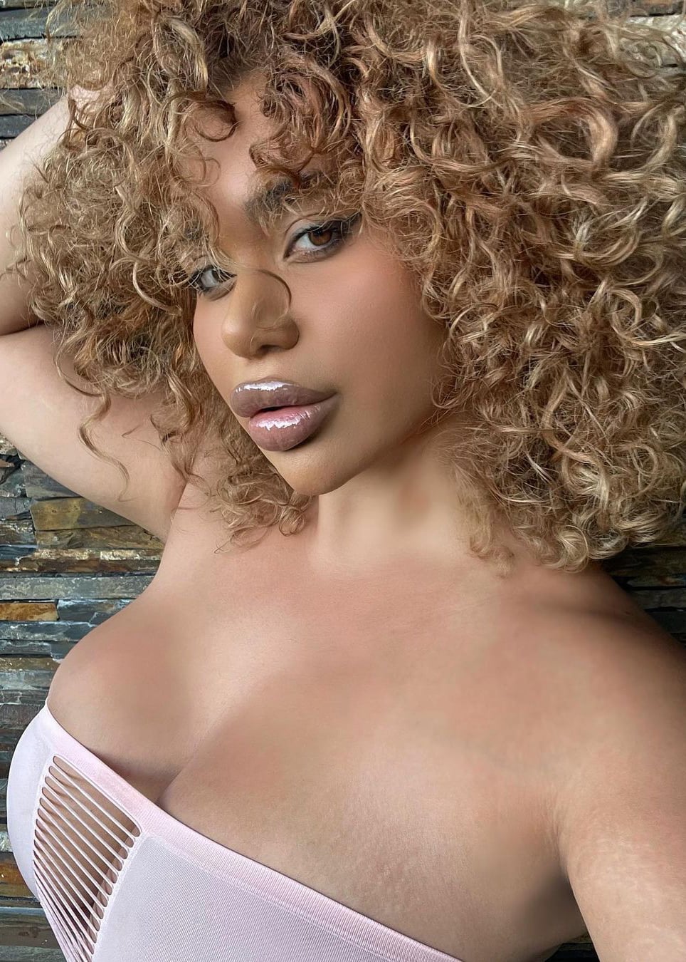 Carmela Habibi nude 7