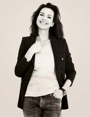 Carole Bouquet nude 7