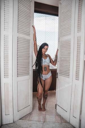 Caroleta Roots nude 6