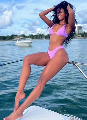 Carolina Londono nude 10
