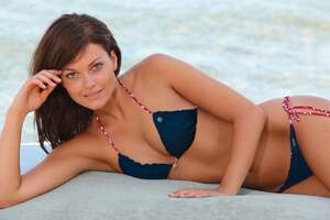 Caroline Receveur nude 7