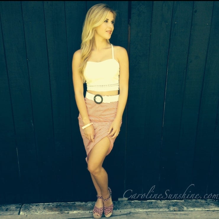 Caroline Sunshine nude 6