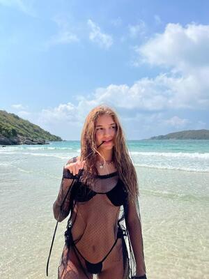 Caroline Vibez nude 5