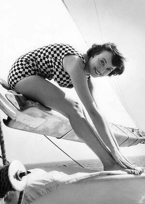 Carolyn Jones nude 7