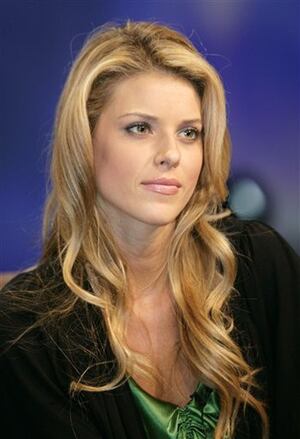 Carrie Prejean nude 8
