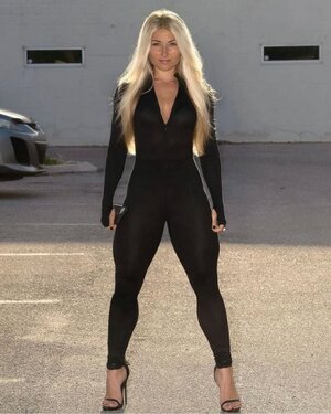 Carriejune Anne Bowlby nude 7