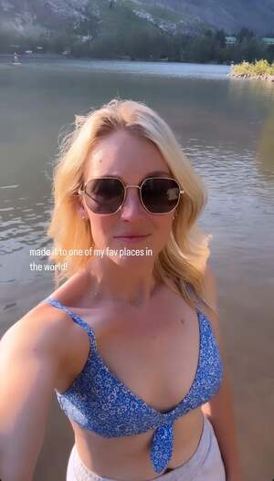 Cassie Popcorn nude 10