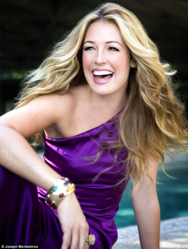Cat Deeley nude 12