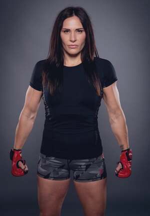 Cat Zingano nude 5