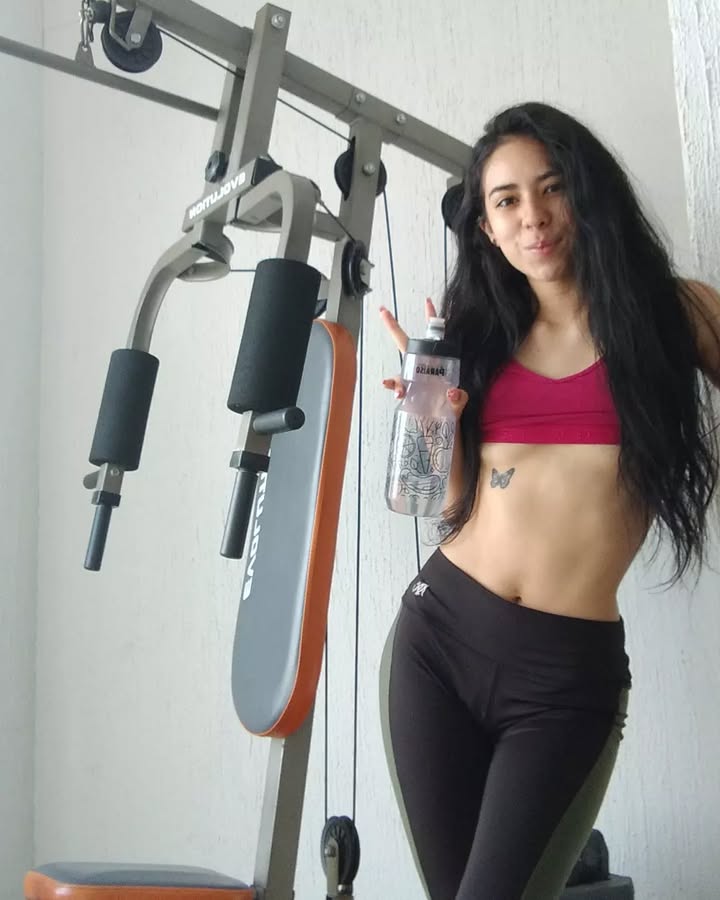Catalina Batnati nude 10