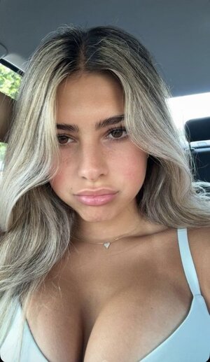 Catalina Pisciotta nude 10