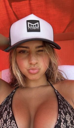 Catalina Pisciotta nude 8