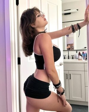 Catfan Machinee nude 3