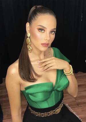 Catriona Gray nude 12