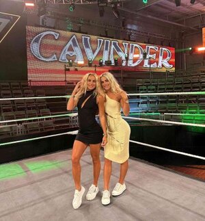 Cavinder Twins nude 7