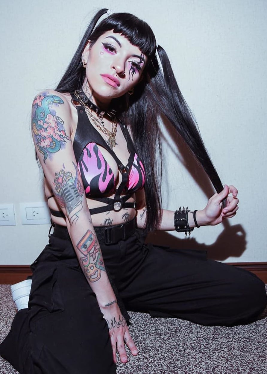 Cazzu nude 3