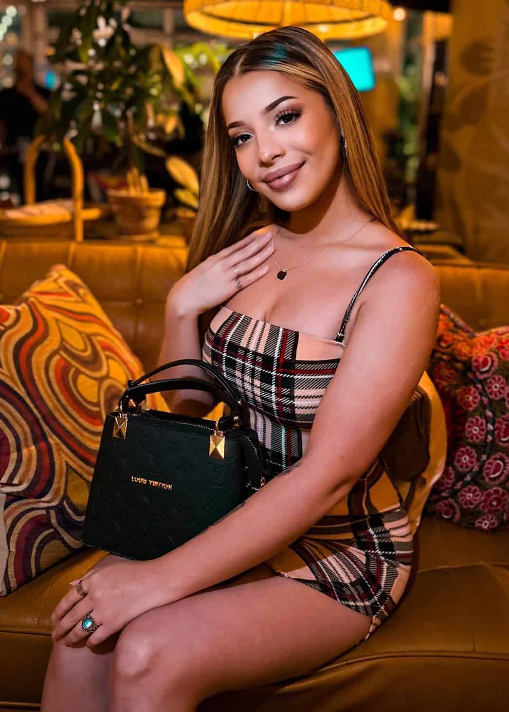 Celeste Villa nude 4