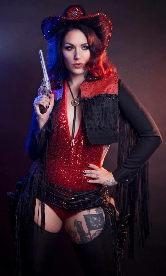 Cervena Fox nude 5