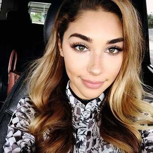 Chantel Jeffries nude 5