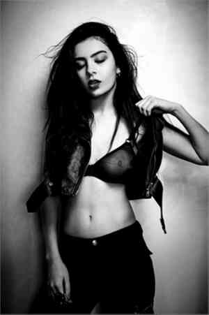 Charli XCX nude 7