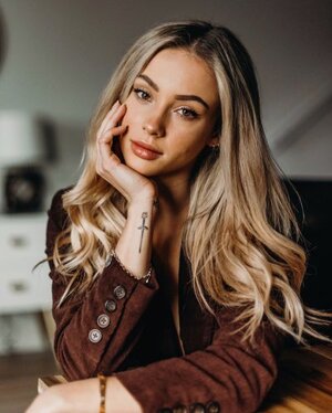 Charly Jordan nude 6