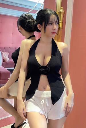 Charmaine Manicio nude 3
