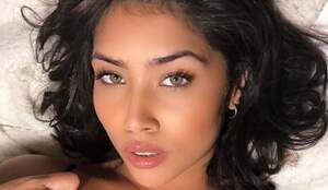 Charmy Kurz nude 5