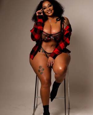 Chela Sway nude 3