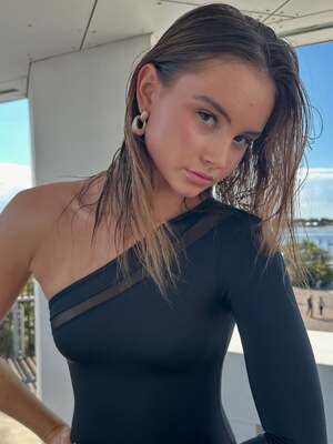 Chelsea Mayer nude 7