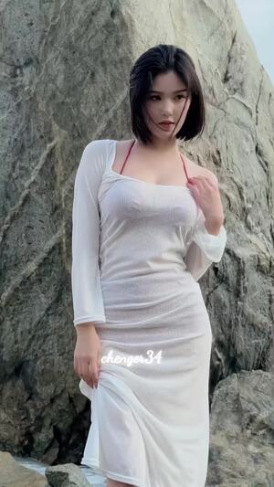 Cheng Er nude 3