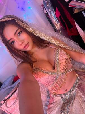 Cheng Wing Yee nude 7