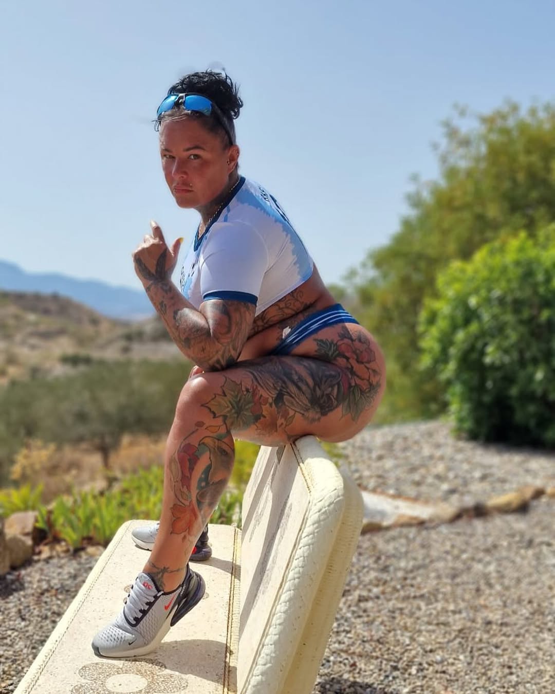 Cheyenne Rose nude 3