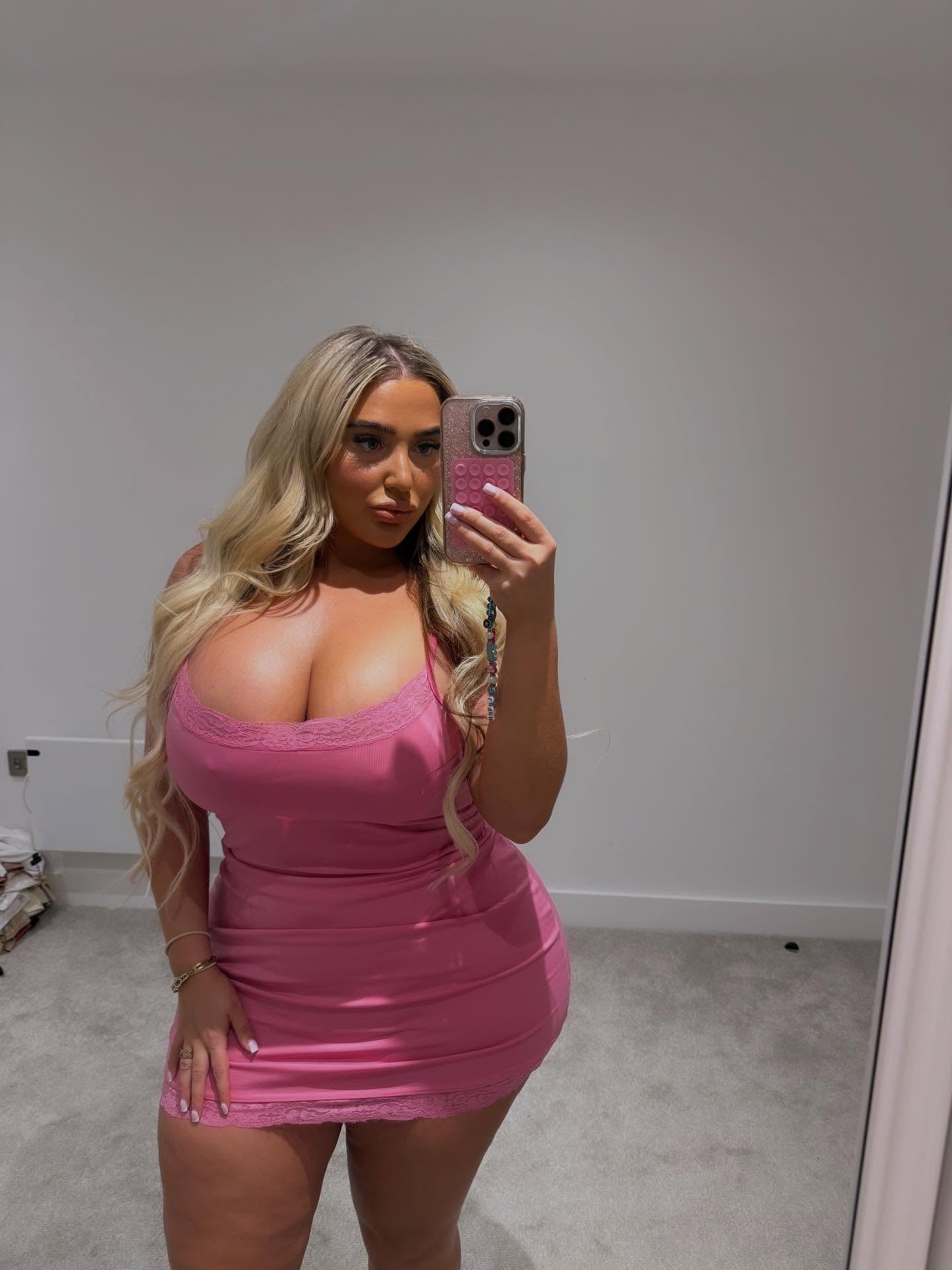 Chloe Amber nude 2