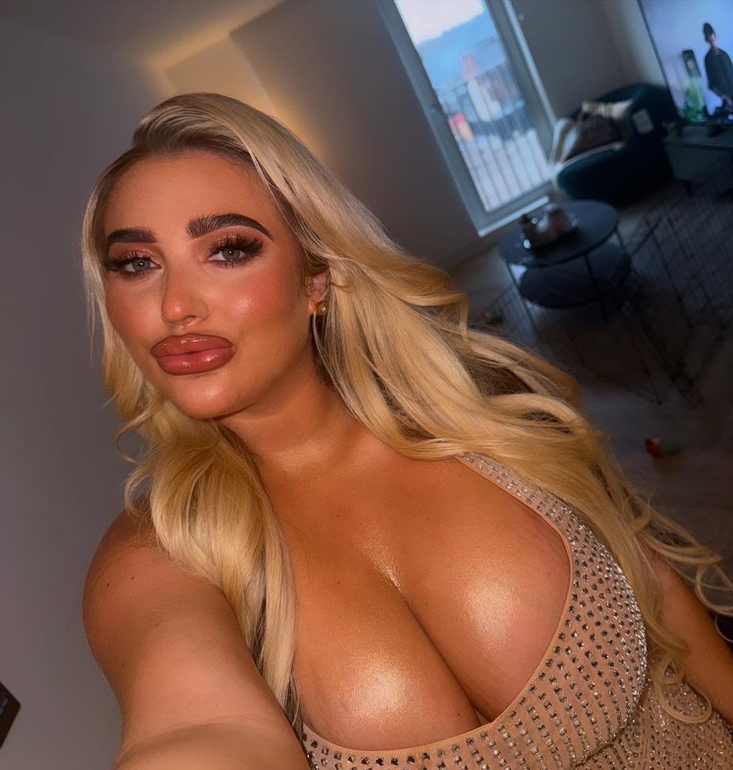 Chloe Amber nude 5