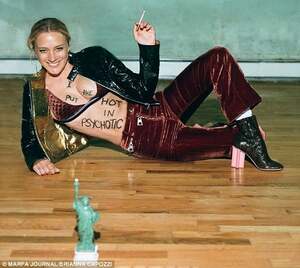 Chloe Sevigny nude 10