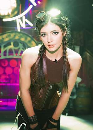 Chrissy Costanza nude 10
