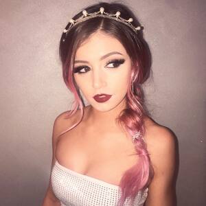 Chrissy Costanza nude 7