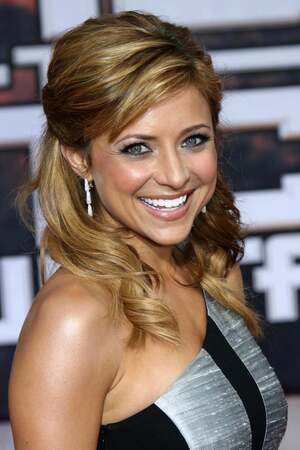 Christine Lakin nude 8