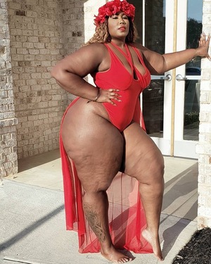 Chrisy Chris nude 4
