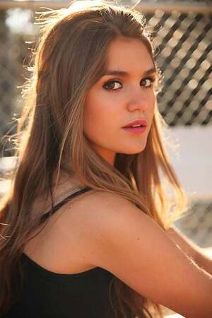 Claire Blackwelder nude 5