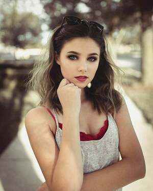 Claire Estabrook nude 4