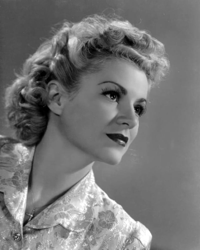 Claire Trevor nude 7
